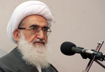 قدرت نظامی جمهوری اسلامی دشمنان را مرعوب می‌کند