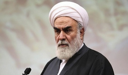 نیروی انتظامی در خاکریز اول امر به معروف ونهی از منکر است