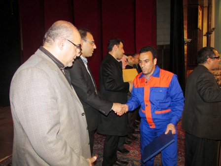 برگزاری مراسم تجلیل از کارگران سازمان عمران شهرداری