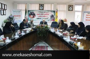 نقش زنان ایران اسلامی در پیروزی انقلاب بی بدیل بود