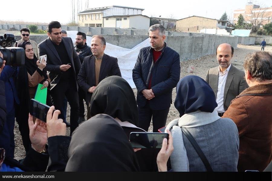 بازدید مهندس علیپور شهردار قائم شهر به همراه خبرنگاران و اصحاب رسانه از پروژه های افتتاحی دهه فجر