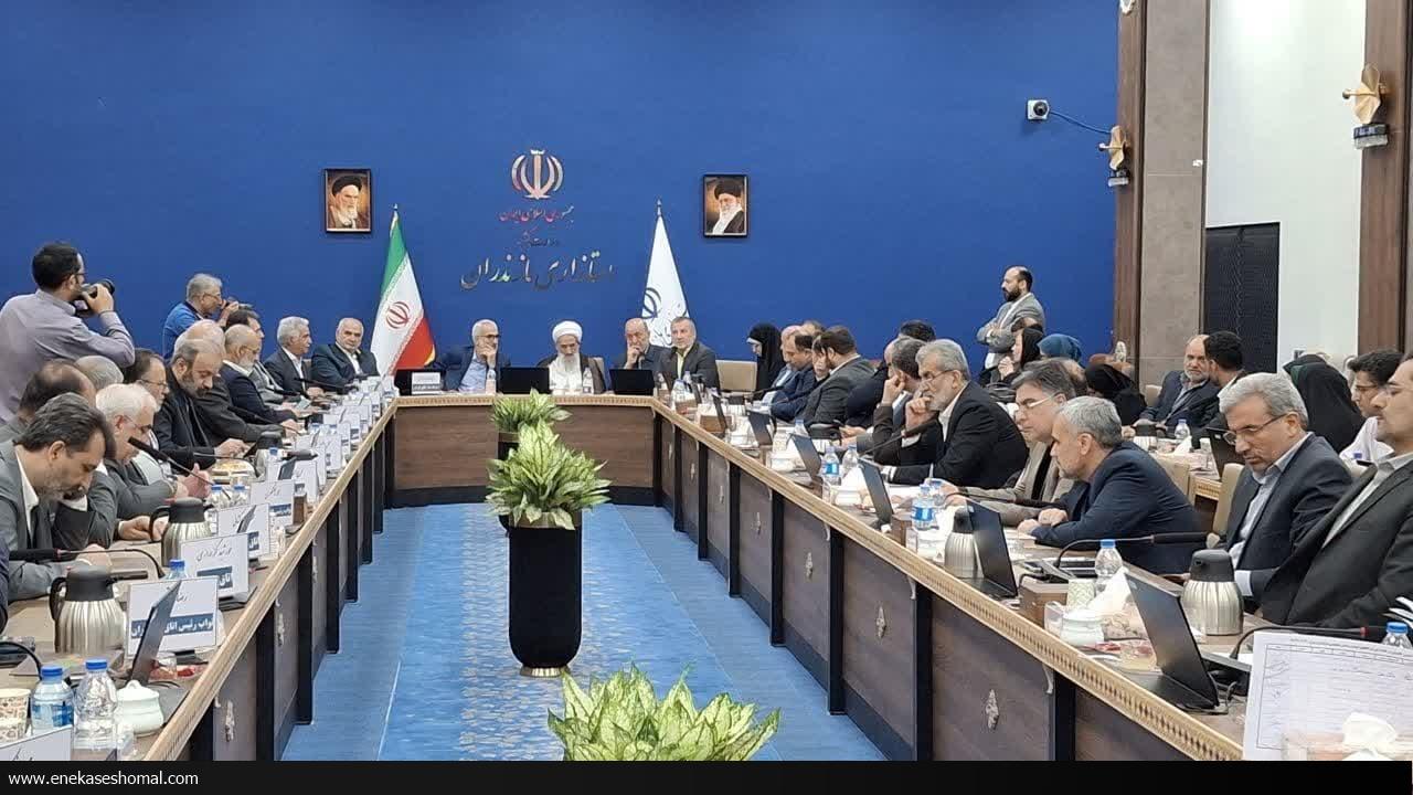 تاکید بر رفع موانع سرمایه گذاری و تولید در مازندران