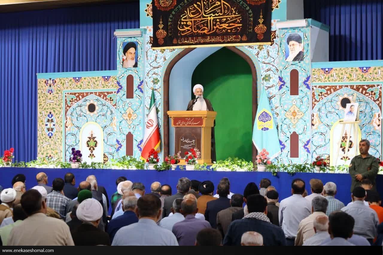 ضرورت فراهم کردن زمینه کار و تولید در جامعه