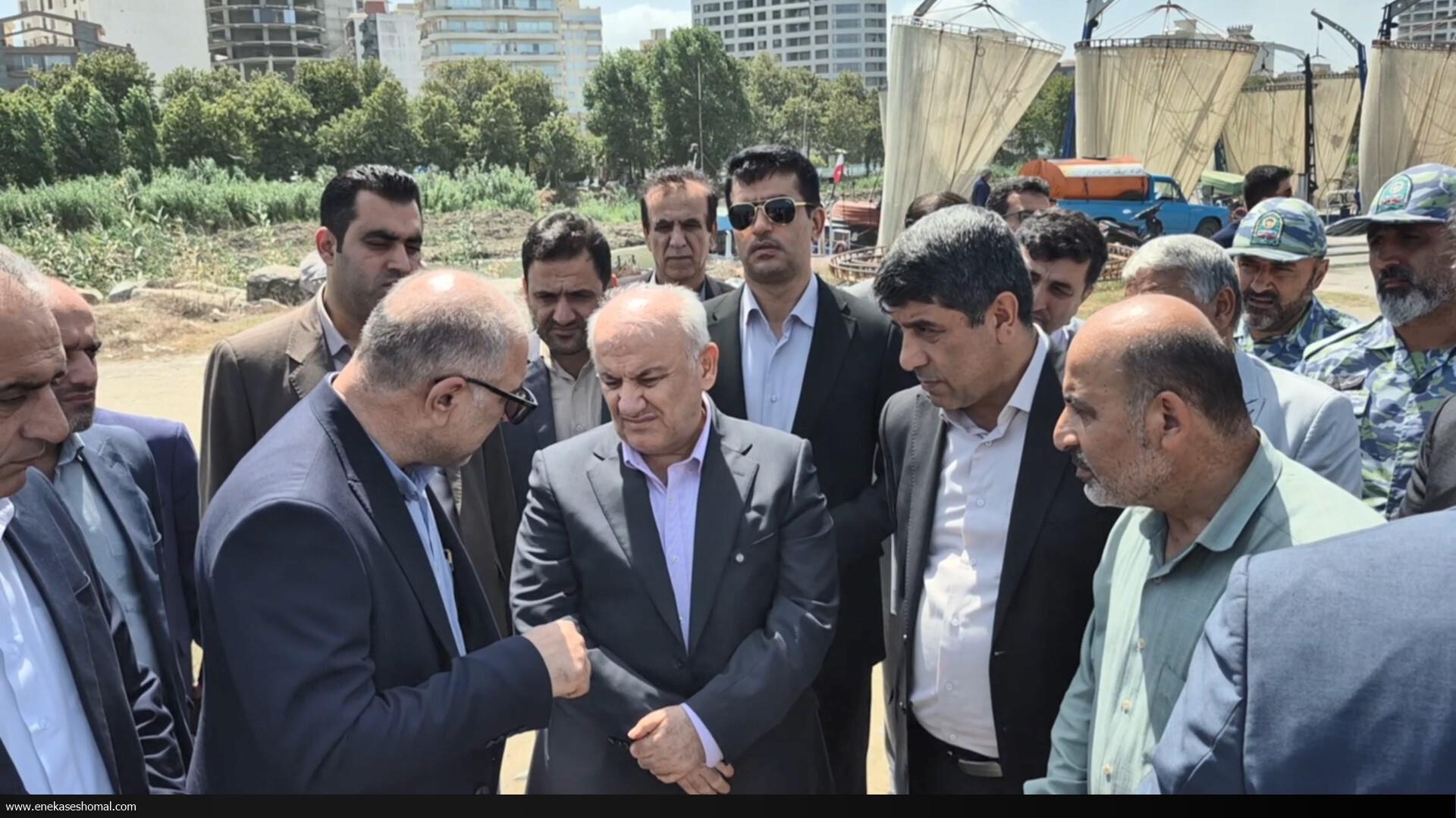 احداث بزرگ‌ترین مزرعه قفس‌های دریایی در بندر بابلسر