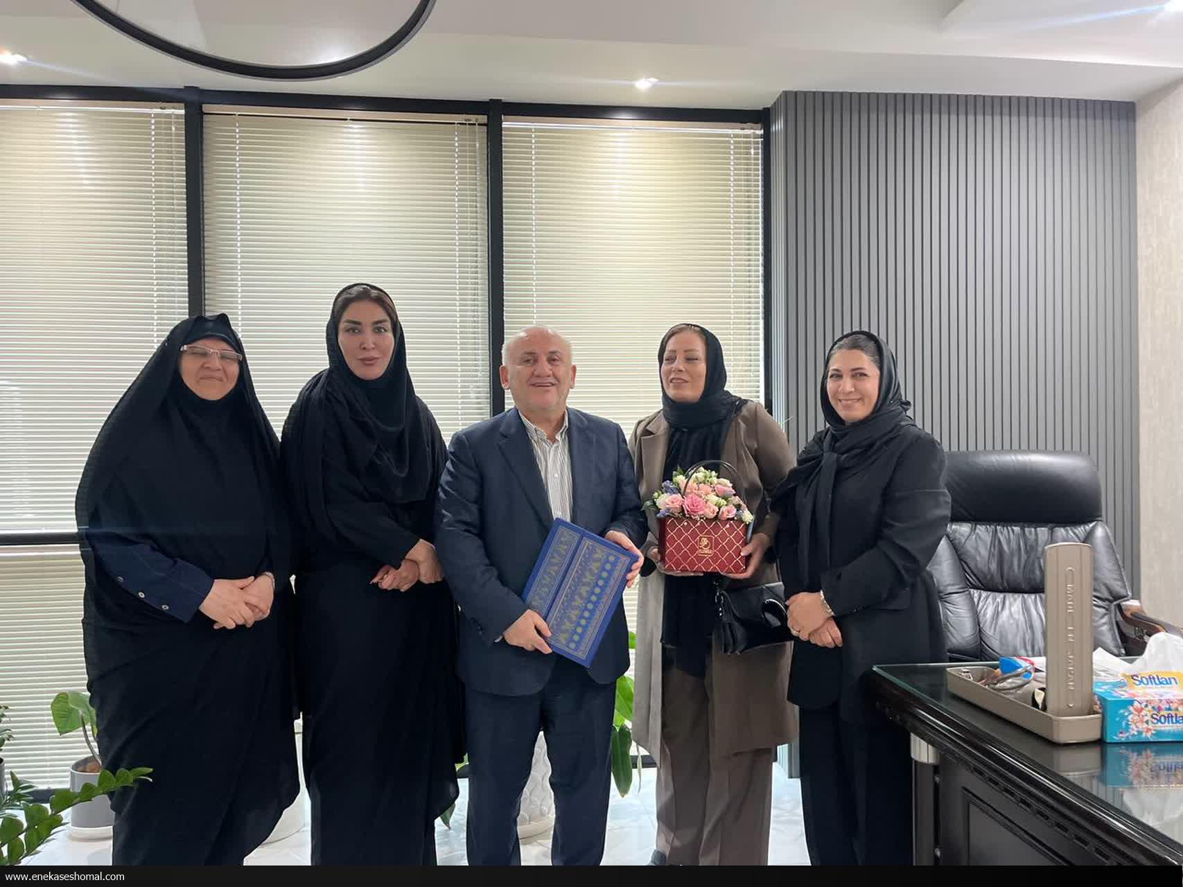 دیدار جمعی از بانوان رسانه ای با استاندار
